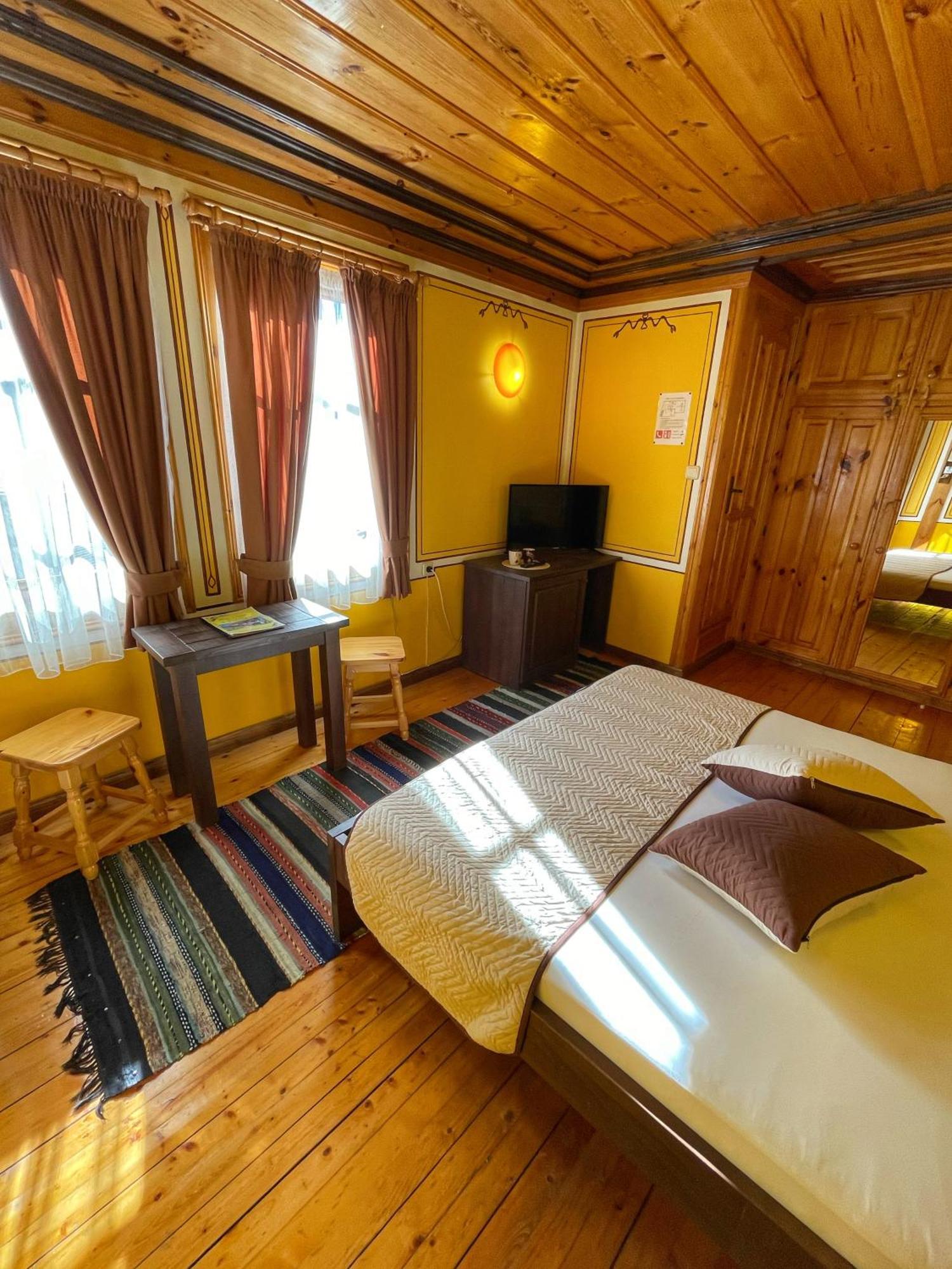 Guest Rooms Colorit Копривштица Экстерьер фото