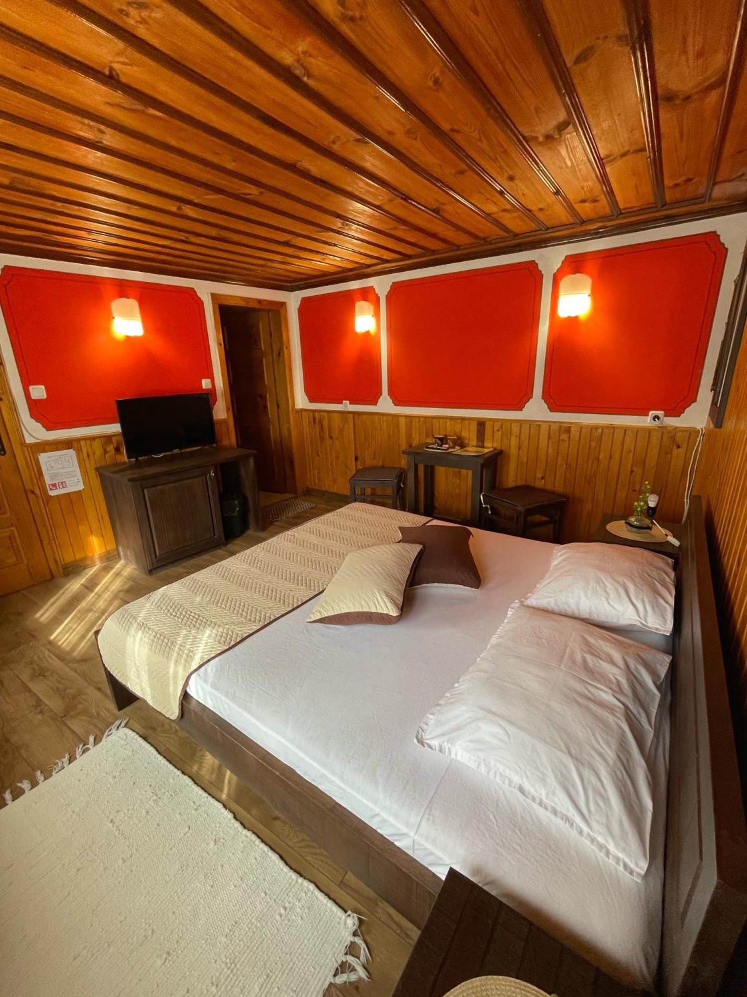 Guest Rooms Colorit Копривштица Экстерьер фото